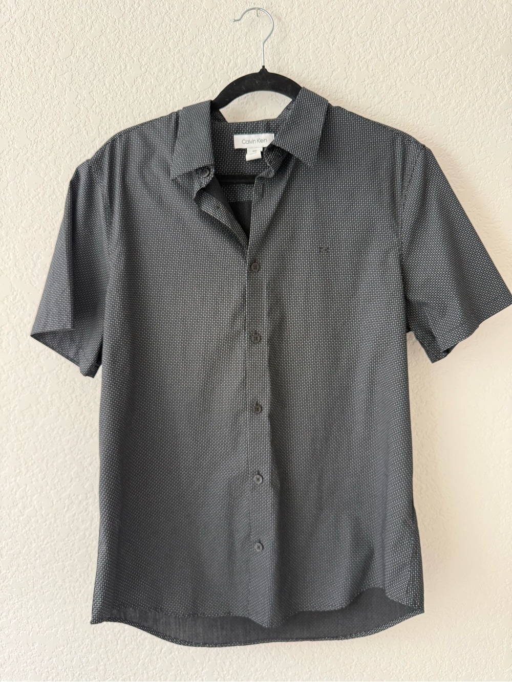 Calvin Klein Men's Short-Sleeve Microdot Button-Down Shirt